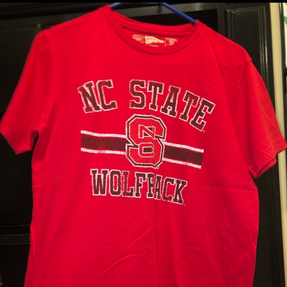 Red NC state wolfpack